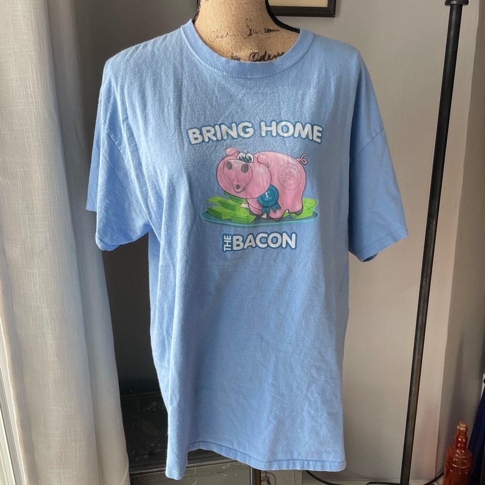 NWOT Bringing home the bacon